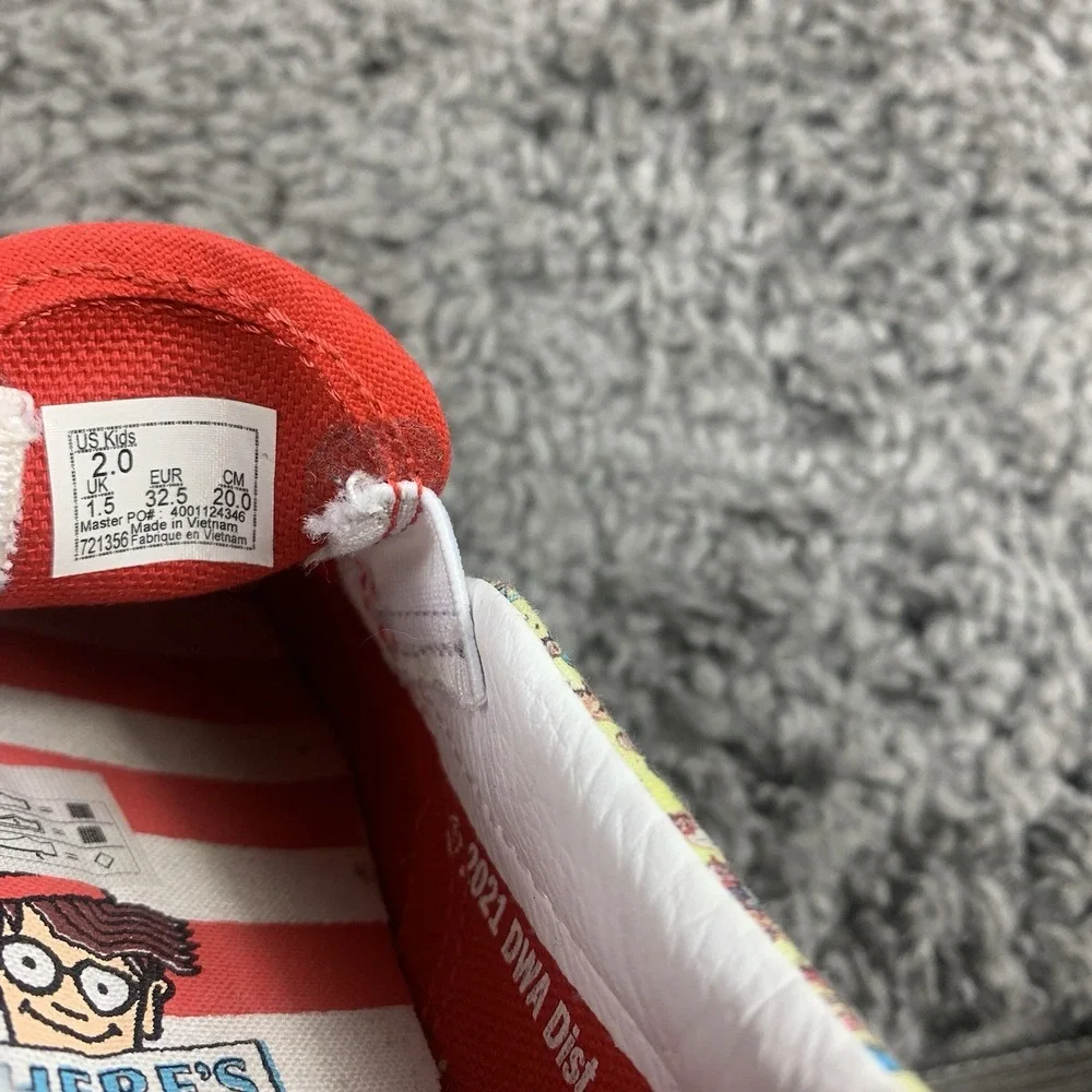 Vans X Where's Waldo Slip-On Kids Size 2 Shoes Red/Yellow Canvas